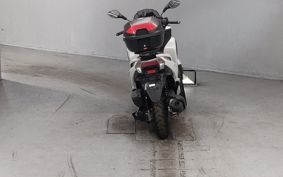 YAMAHA TRICITY 125 SE82J