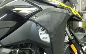 SUZUKI Vｽﾄﾛｰﾑ250