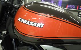 KAWASAKI Z900RS 2025 ZR900K