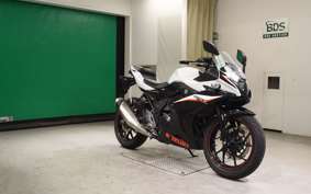 SUZUKI GSX250RA 2019