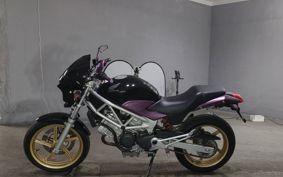 HONDA VTR 250 MC33