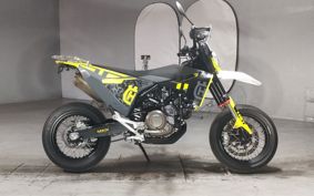 OTHER HUSQUARNA 701 SUPERMOTO 2024 USV