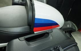 BMW R NINE T RACER 2018