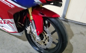 HONDA CBR250RR MC51