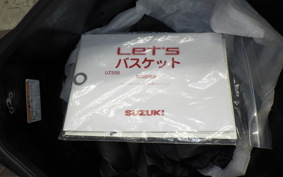 SUZUKI ﾚｯﾂﾊﾞｽｹｯﾄ CA4AA