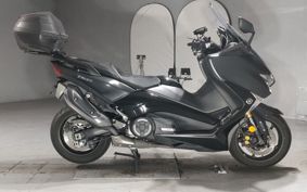 YAMAHA T-MAX 530 DX 2018 SJ15J