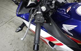 HONDA CBR250R GEN 3 2004 MC41