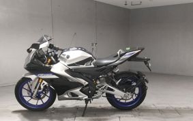 YAMAHA YZF-R15M RG67