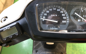 SUZUKI ADDRESS V100 CE13A