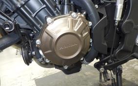 HONDA CB650R E-Clutch 2024 RH17