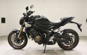 HONDA CB650R E-Clutch 2024 RH17
