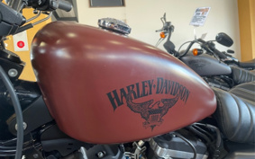 HARLEY XL883N 2018 LE2