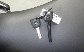 HONDA CB650R E-Clutch 2025 RH17