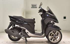 YAMAHA TRICITY 125 SE82J