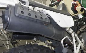 SUZUKI DJEBEL 200 (DR200SE) SH42A