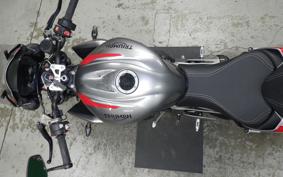 TRIUMPH STREET TRIPLE RS 2021