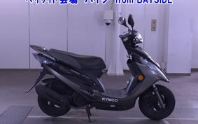 SUZUKI GP125 FC25E