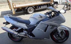 HONDA CBR1100XX 1997 SC35