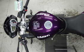 TRIUMPH STREET TRIPLE 2011