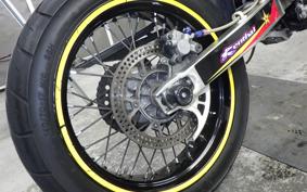 SUZUKI DR-Z400SM 2005