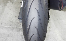 SUZUKI GSR750 2011