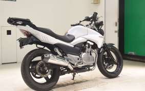 SUZUKI GSR250 2021