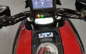 DUCATI DIAVEL CARBON G105JA