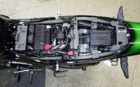 KAWASAKI Z900RS CAFE 2025 ZR900K