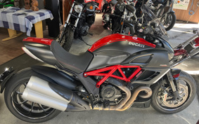 DUCATI DIAVEL 2011 ZDMG100ABBB