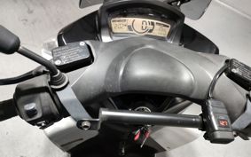YAMAHA TRICITY 125 SE82J