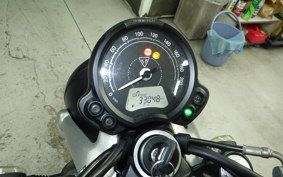 TRIUMPH STREET TWIN 2019