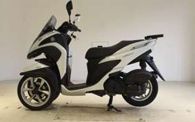 YAMAHA TRICITY 125 A SE82J