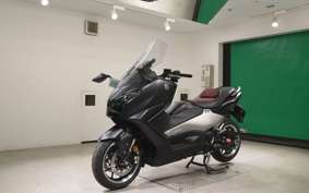 YAMAHA T-MAX 560 2026 SJ21J