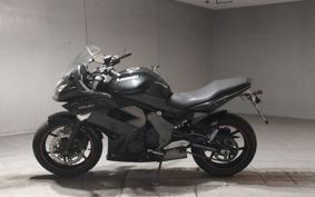 KAWASAKI ER600 F 2011 EXEC12