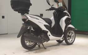 YAMAHA TRICITY 125 SE82J