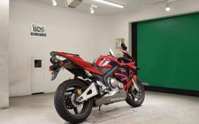 HONDA CBR600RR 2004 PC37