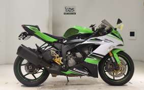 KAWASAKI NINJA ZX-6R A 2015