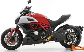 DUCATI DIAVEL 2011 ZDMG100ABBB