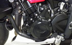 TRIUMPH STREET TRIPLE 85 2017