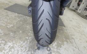 SUZUKI GSR250S