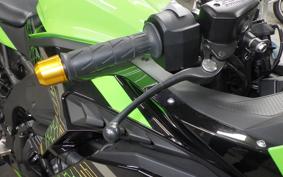 KAWASAKI ZX-25R ZX250E