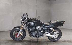 SUZUKI INAZUMA 400 GK7BA