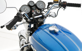 SUZUKI GT750 2003 GT750