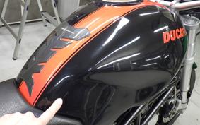 DUCATI MONSTER S2R 800 2005