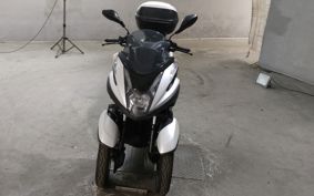YAMAHA TRICITY 125 SE82J