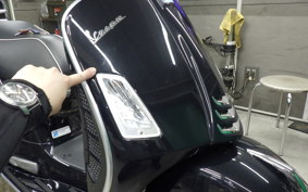VESPA GTS150 SUPER 2000