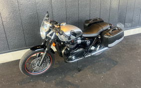 TRIUMPH BONNEVILLE 900 2016 DAD74G