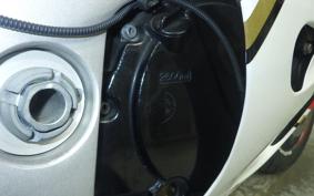 SUZUKI GSX-R750 1998
