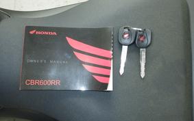 HONDA CBR600RR 2025 PC40