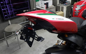 DUCATI PANIGALE V2 2025